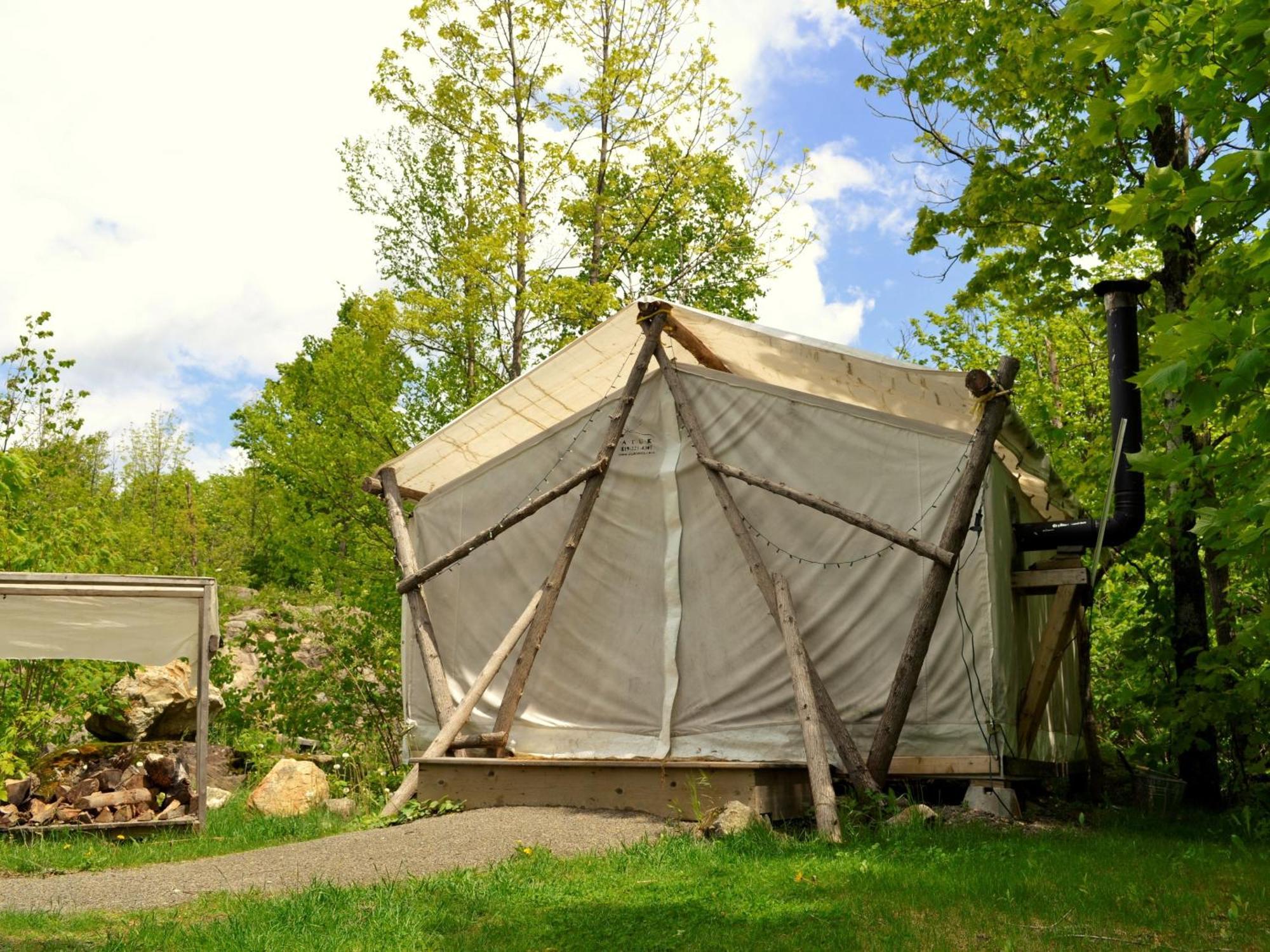 Éco Spa Highland Grenville-Sur-La-Rouge Chambre photo