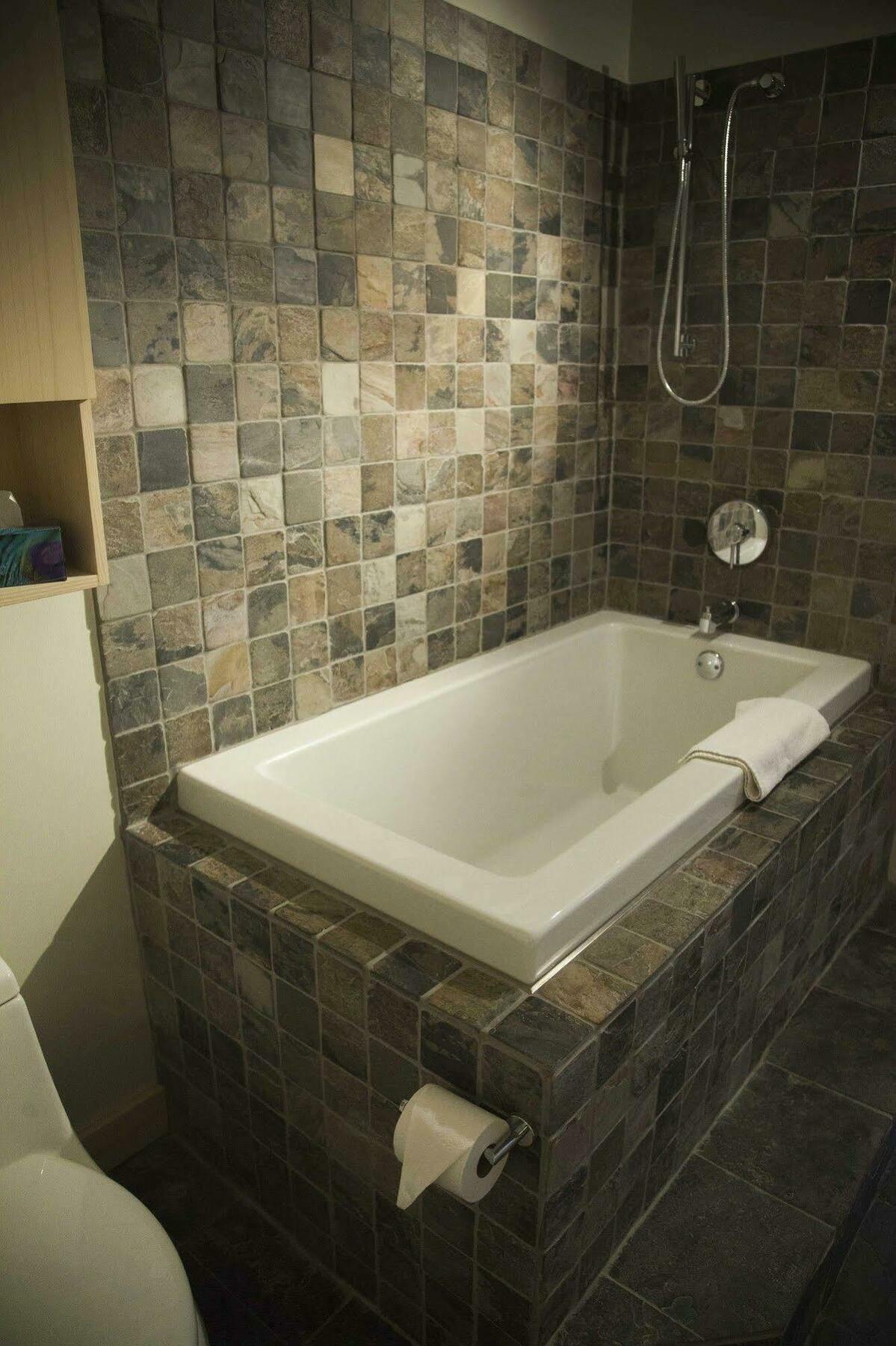 Éco Spa Highland Grenville-Sur-La-Rouge Extérieur photo